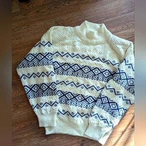 Nordic style Vintage holiday sweater cream and blue grandma sweater XS/S